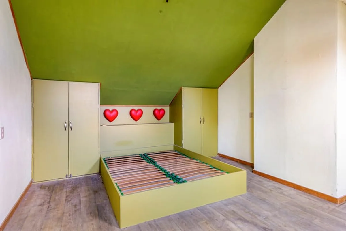 For virtual staging